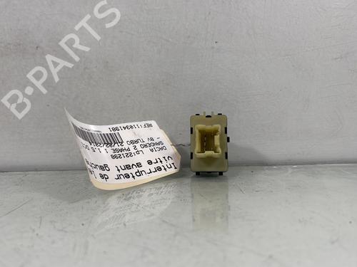 Used Left front window switch DACIA SANDERO II 1.5 dCi 75 / Blue dCi 75 (B8JW, B8M4, B8AH, B8M7, B8M6) (75 hp) 28581493