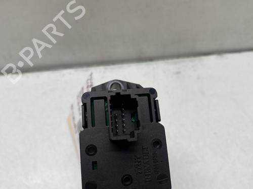 Used Switch Switch RENAULT SCÉNIC III (JZ0/1_) 1.9 dCi (JZ0J, JZ1J, JZ1K, JZ1S) (131 hp) 31858104 31858104
