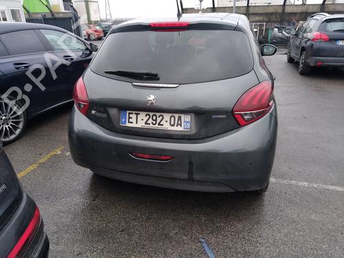 Right headlight PEUGEOT 208 I (CA_, CC_) 1.2 VTI 82 | BP28610976C29 