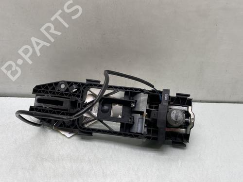 front-left-exterior-door-handle-vw-scirocco-iii-137-138-2008-2009-2010-2011-2012-2013-2014-2015-2016-2017-2018-30307141 main image