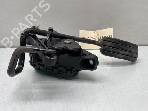 Pedal RENAULT CLIO II (BB_, CB_) 1.2 16V (BB05, BB0W, BB11, BB27, BB2T, BB2U, BB2V, CB05,... (75 hp) 31174287