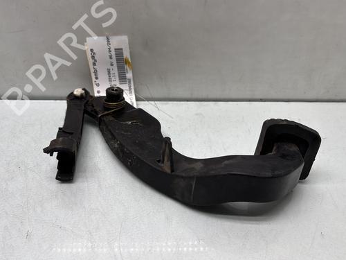 Clutch pedal PEUGEOT 206 Hatchback (2A/C) 1.1 i | BP29866856I13