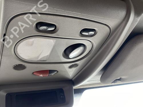 Fuse box RENAULT MASTER III Van (FV) 2.3 dCi 100 FWD (FV0A, FV0B, FV0G, FV0K, FV0H) | BP28519379E1 - Image 20