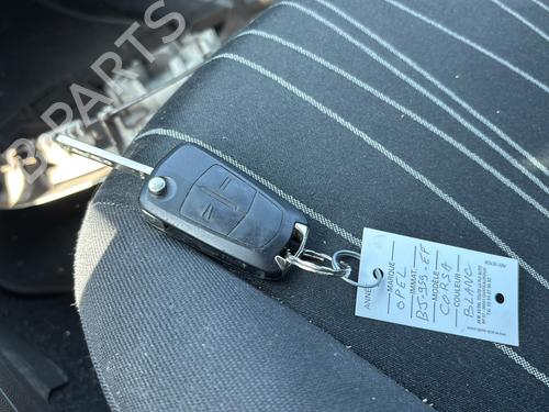 Third brake light OPEL CORSA D (S07) 1.3 CDTI (L08, L68) | BP31883264L11 