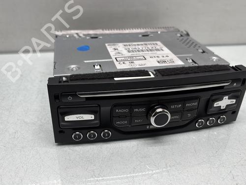 Used Radio PEUGEOT 3008 I MPV (0U_) 1.2 (131 hp) 32688416