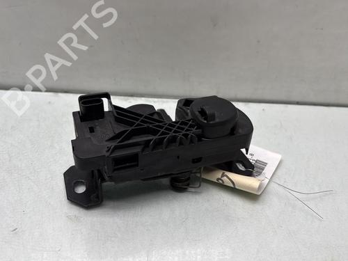 Used Hood lock Hood lock MERCEDES-BENZ A-CLASS (W176) A 200 CDI (176.001) (136 hp) 29926731 29926731