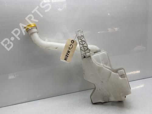 Used Windscreen washer tank Windscreen washer tank 32981121 32981121