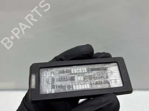 Used Licence plate light Licence plate light RENAULT SCÉNIC III (JZ0/1_) 1.2 TCe (116 hp) 31712423 31712423