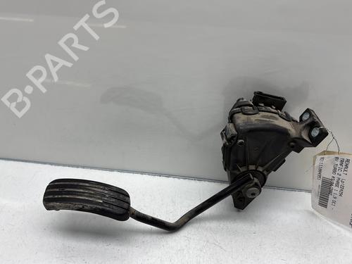 Used Pedal RENAULT TRAFIC II Van (FL) 1.9 dCi 80 (FL0B) (82 hp) 30791138
