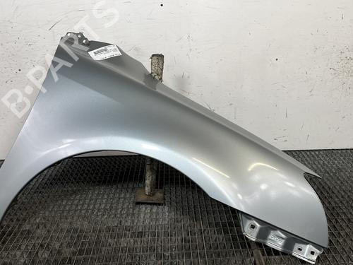 Used Right front fenders TOYOTA AVENSIS Estate (_T25_) 2.0 D-4D (ADT250_, ADT250R) (126 hp) 30490376