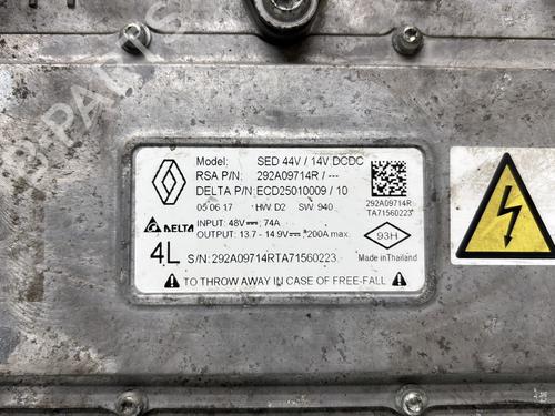 Electronic module RENAULT SCÉNIC IV (J9_) 1.5 dCi 110 Hybrid Assist (J9AE) | BP29841583M83