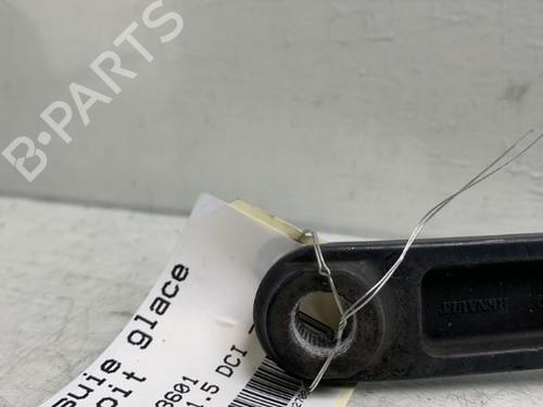 Used Front windshield wiper arm RENAULT CLIO IV (BH_) [2012-2021]  19951835