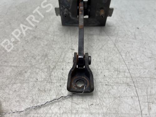 Used Hinge/Door check strap Hinge/Door check strap 36862708 36862708