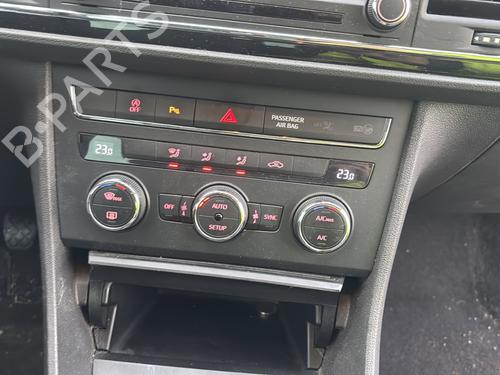 SEAT LEON (5F1)    4998478