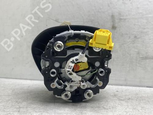 Used Driver airbag VW POLO VI (AW1, BZ1, AE1) 1.0 (75 hp) 19991218