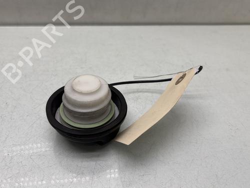 fuel-cap-opel-corsa-e-x15-2014-33427245 main image
