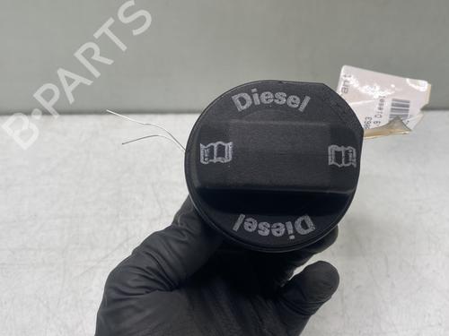 Tankdeckel für VW TOURAN (1T1, 1T2) 1.9 TDI (105 hp) 31174327