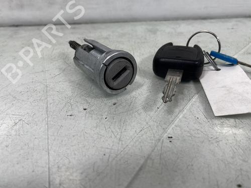 Used Ignition barrel Ignition barrel OPEL ASTRA G Hatchback (T98) 1.6 16V (F08, F48) (101 hp) 33858524 33858524