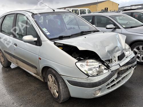 Troisième feu stop RENAULT SCÉNIC I MPV (JA0/1_, FA0_) 1.9 dCi (JA05, JA1F) | BP29707076L11 