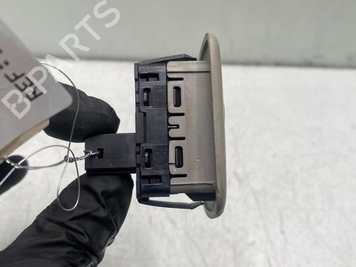 Right rear window switch CITROËN C5 III (RD_) 2.0 HDi 140 (RDRHF8, RDRHFA, RDRHA8, RDRHAJ) | BP31170026I28 - Image 3