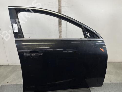 Used Right front door OPEL INSIGNIA A (G09) 2.0 CDTI (68) (131 hp) 30679465