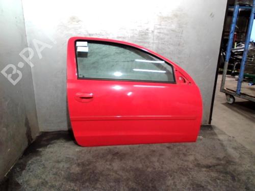 Used Right front door Right front door 20029946 20029946