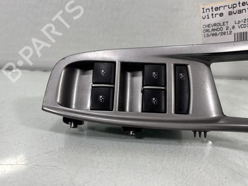 Used Left front window switch Left front window switch CHEVROLET ORLANDO (J309) 2.0 D (131 hp) 29841354 29841354