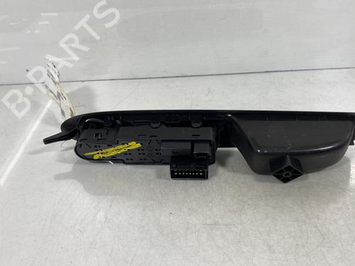 Used Left front window switch Left front window switch CITROËN DS3 (SA_) 1.6 HDi 90 (92 hp) 19957359 19957359