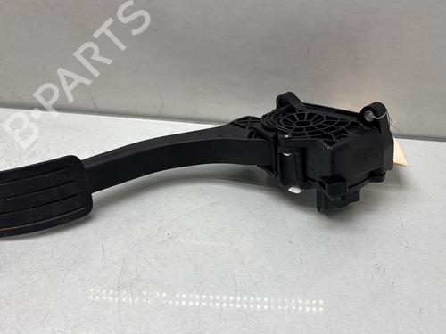 Used Pedal Pedal PEUGEOT 5008 II (MC_, MJ_, MR_, M4_) 1.2 THP (MRHNYH, MRHNYW, MRHNSJ, MRHNSU, MRHNSM) (131 hp) 32527731 32527731