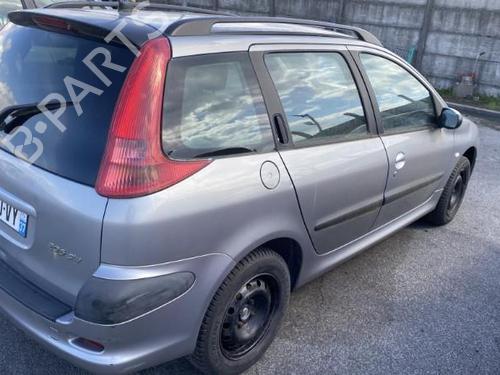 Left taillight PEUGEOT 206 SW (2E/K) 1.4 HDi | BP28281811C34 - Image 11