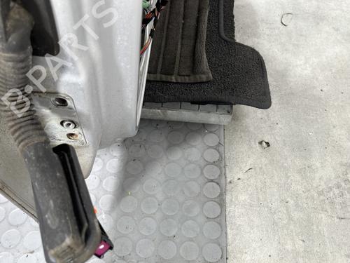 Right front door VW GOLF VI (5K1) 1.6 TDI | BP26506992C3 