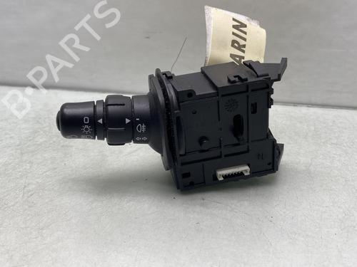 Used Switch RENAULT SCÉNIC II (JM0/1_) 1.5 dCi (JM02, JM13) (101 hp) 25261565