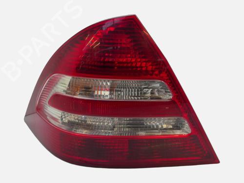 Used Left taillight Left taillight MERCEDES-BENZ C-CLASS (W203) C 180 Kompressor (203.046) (143 hp) 39946806 39946806
