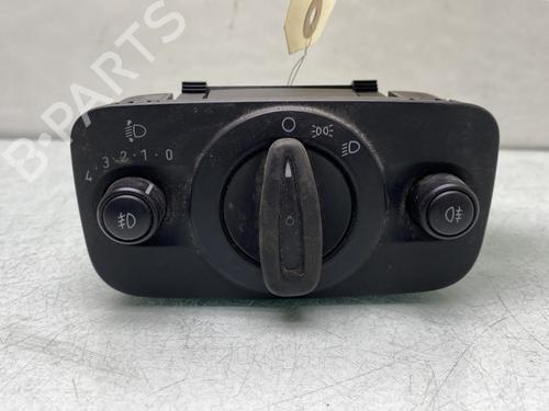 Forlygtekontakt FORD FIESTA VI (CB1, CCN) 1.25 (82 hp) 30338129