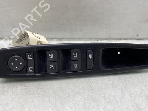 Used Left front window switch RENAULT MEGANE III Grandtour (KZ0/1) 1.5 dCi (KZ0C, KZ1A) (90 hp) 23764646