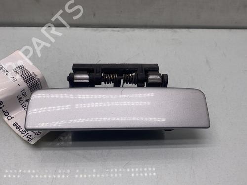 Used Rear right exterior door handle PEUGEOT 306 Hatchback (7A, 7C, N3, N5) 2.0 HDI 90 (90 hp) 28281133