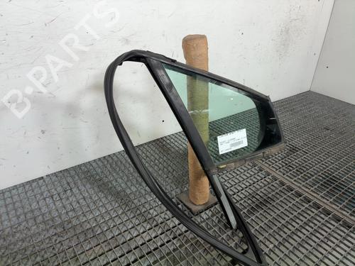 Høyre foran trekantet rude Høyre foran trekantet rude PEUGEOT 308 I (4A_, 4C_) 1.6 HDi (90 hp) 39709759 39709759