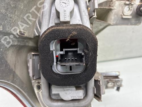 right-taillight-citroen-c4-picasso-i-mpv-ud_-2006-2007-2008-2009-2010-2011-2012-2013-2014-2015-38915119 main image