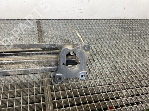 Rear bumper reinforcement VW GOLF PLUS V (5M1, 521) 1.9 TDI | BP21964150C73 