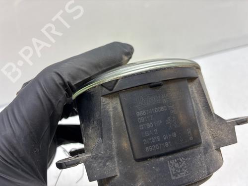Used Right front fog light Right front fog light 39179637 39179637