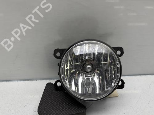right-front-fog-light-renault-megane-iv-hatchback-b9amn_-2015-32230582 main image
