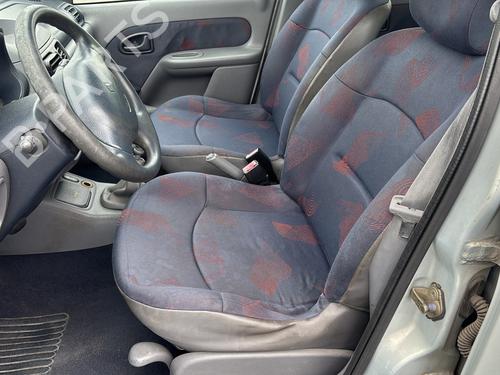 Grille RENAULT CLIO II Hatchback Van (SB0/1/2_) 1.9 D (SB0R) | BP30059766C40 