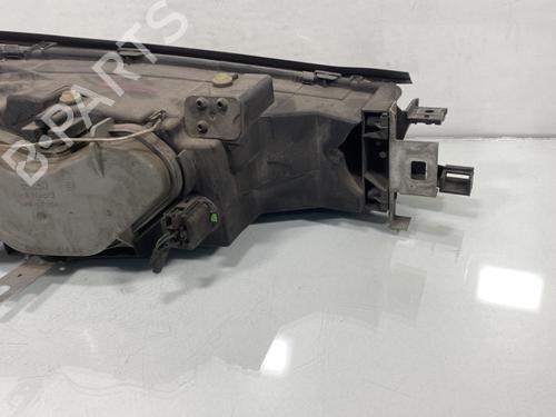 Left headlight FORD MONDEO II (BAP)  | BP20002040C28 