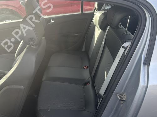 Pièces Détachées Usagées OPEL CORSA D (S07) 1.4 (L08, L68) 4417240