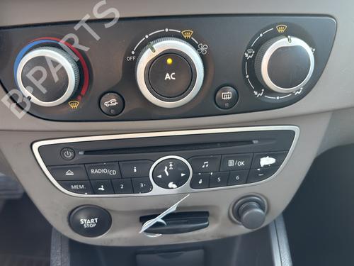 Błotnik przedni prawy RENAULT MEGANE III Hatchback (BZ0/1_, B3_) 1.5 dCi (BZ09, BZ0D, BZ1W, BZ29, BZ14) | BP30593219C42 