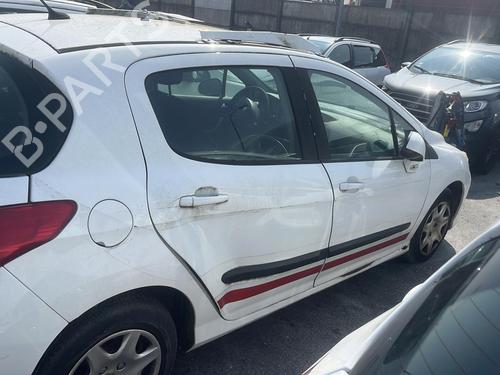 Front left lock PEUGEOT 308 I (4A_, 4C_) 1.6 HDi | BP20184272C98 