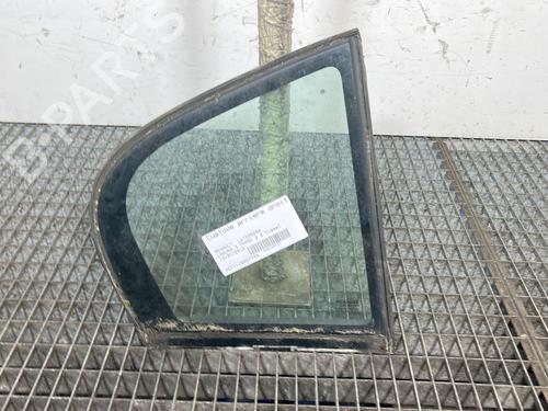 Vidro porta trás direita RENAULT LAGUNA III (BT0/1) 2.0 dCi (BT07, BT0J, BT14, BT1A, BT1S) (131 hp) 30864054