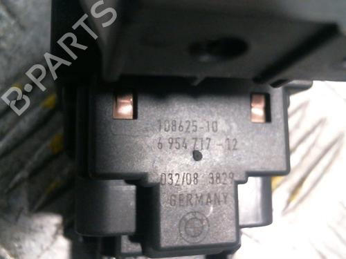 Used Card reader Card reader BMW 1 (E87) 118 d (143 hp) 20011820 20011820