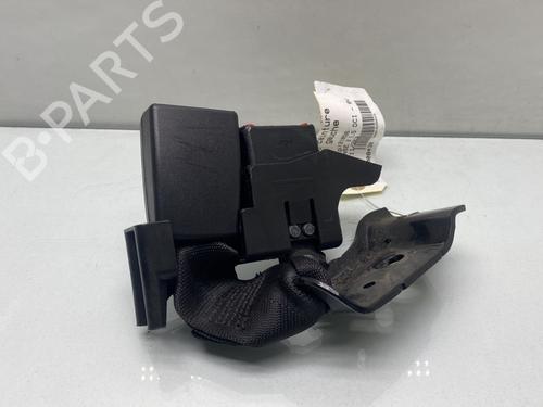 Used Seat buckle RENAULT CLIO III (BR0/1, CR0/1) 1.5 dCi (C/BR0G, C/BR1G) (68 hp) 26495545