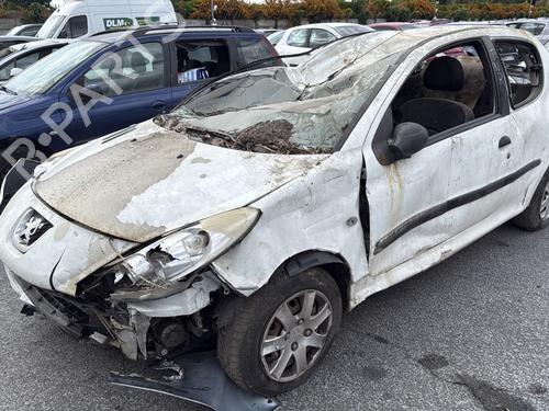 Brugte PEUGEOT 206+ (2L_, 2M_) 1.4 HDi eco 70 (68 hp) 4333080